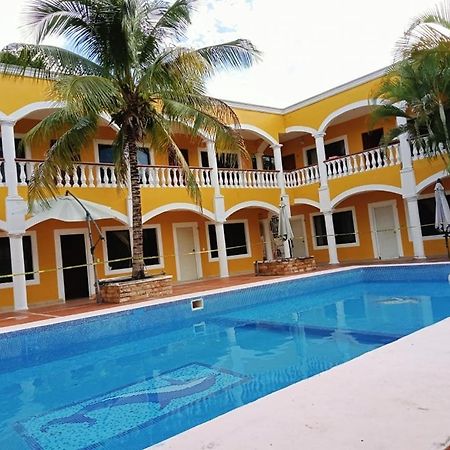 Hotel Los Arcos Izamal Exterior photo