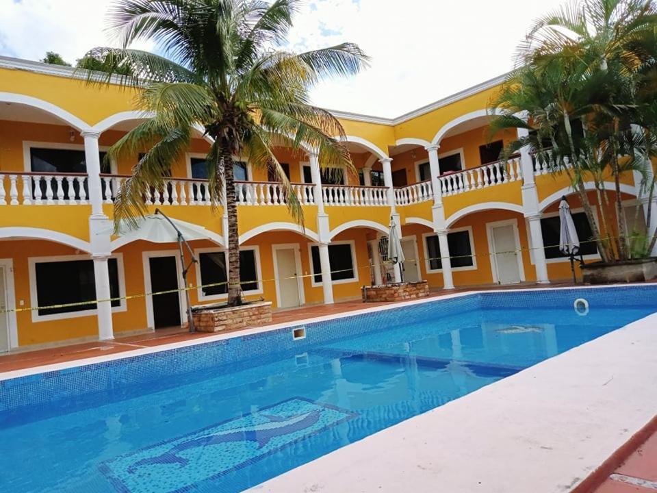 Hotel Los Arcos Izamal Exterior photo